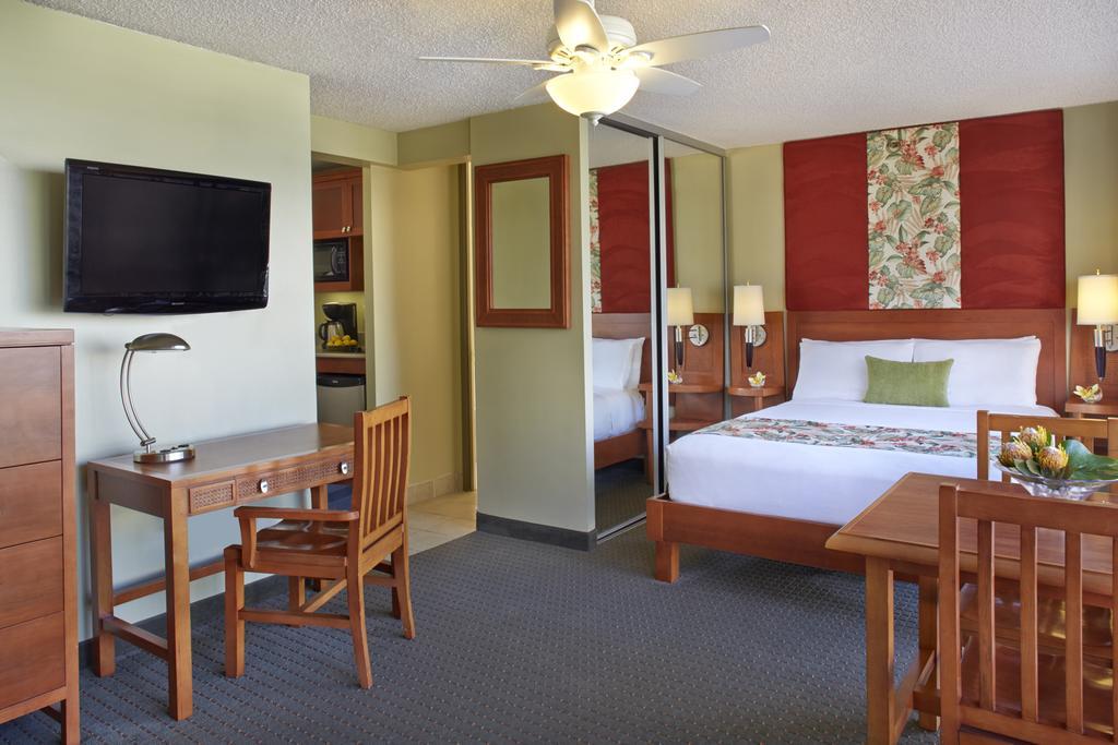 Pacific Monarch Hotel Хонолулу Екстериор снимка